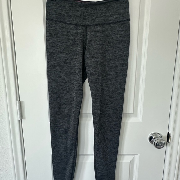 Women’s Nike Dry Fit Leggings - Picture 1 of 3